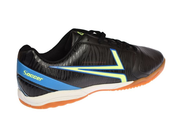Duże buty piłkarskie na halę nie rysujące parkietu 510-S7658.jpg