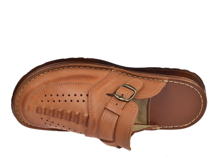 Profilowana wkładka i precyzyjne wykończenie – naturalna skóra zapewnia komfort i dopasowanie