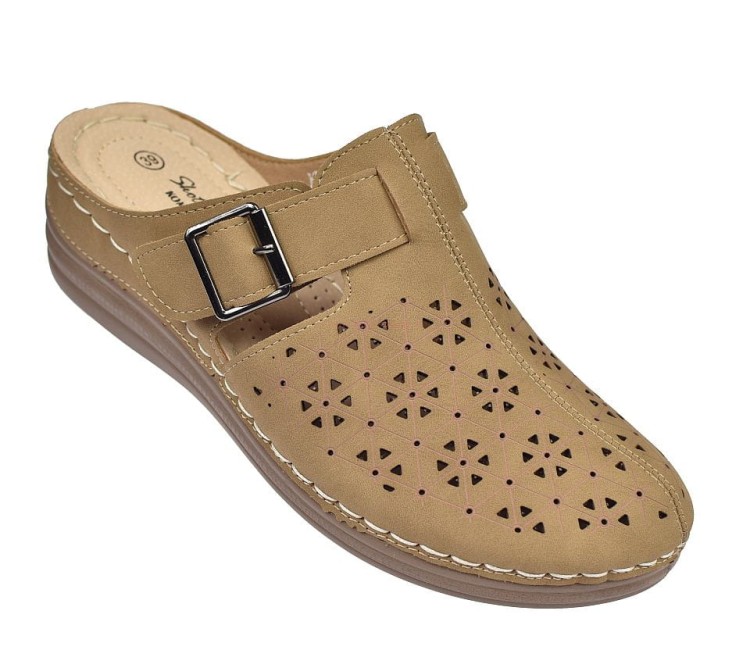 Klapki damskie na koturnie pełna cholewka KL-4-04026.jpg