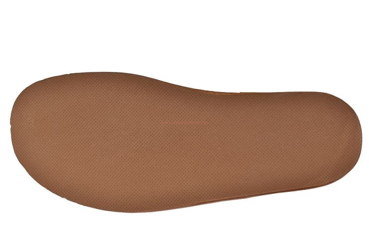 Polskie kapcie skórzane męskie – regionalny styl, komfort noszenia