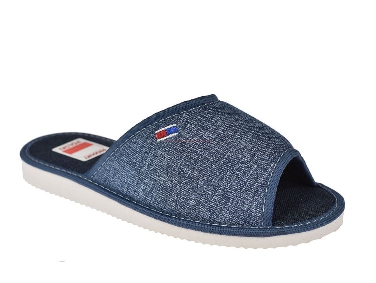 Wygodne kapcie damskie z materiału jeansowego – model DOG 097