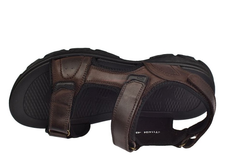 brązowe sandały męskie skórzane na piance EVA widok z góry