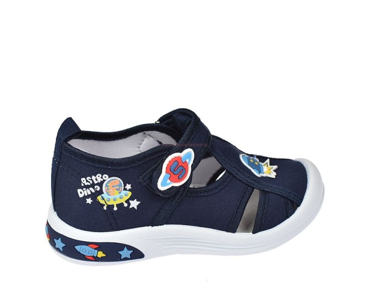 Trampki przedszkolne na białej podeszwie skóra wkładka