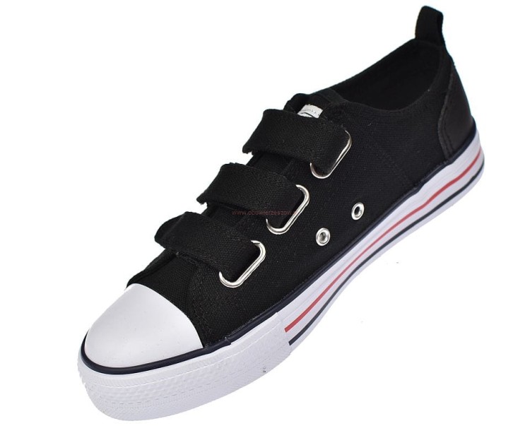 Czarne trampki młodzieżowe na rzepy American Club – widok z boku