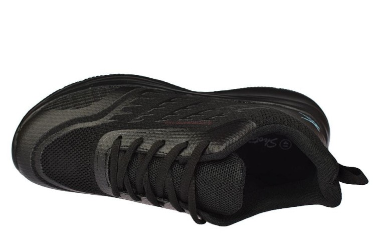 Siatkowa przewiewna cholewka w butach sportowych męskich