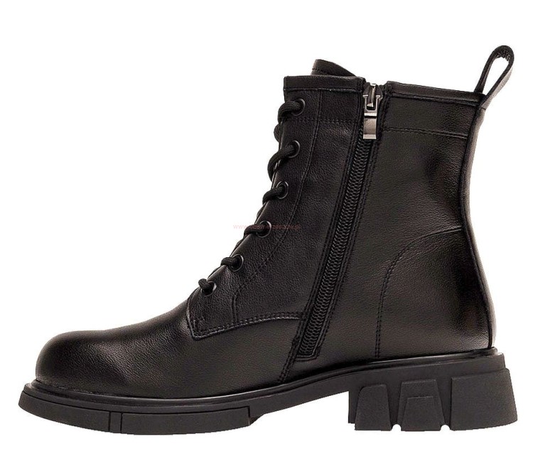 Botki damskie niskie Jankowski JK/B-3-106 czarne ze zdobionym obcasem i ociepleniem