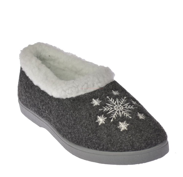 Kapcie damskie B041 szare – wnętrze z miękkim białym futerkiem odwijanym na cholewkę