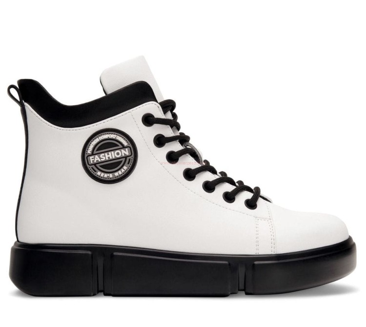 Modne botki damskie ze skóry licowej białe zimowe