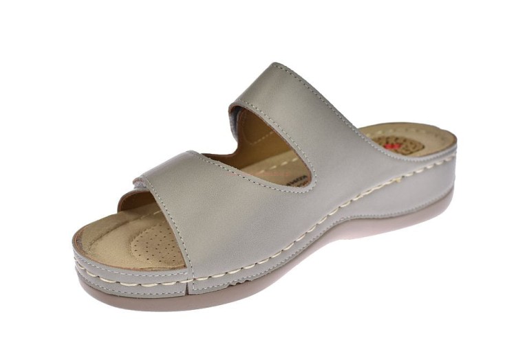 Buty na ostrogi piętowe klapki damskie