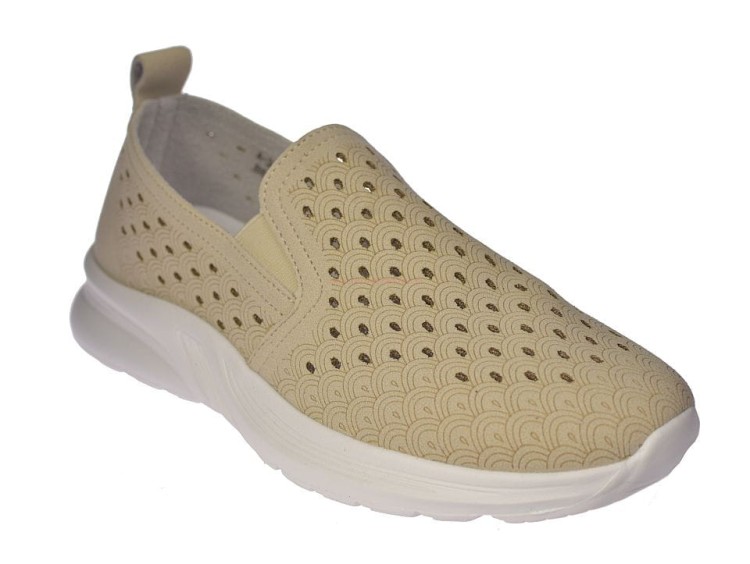 Damskie półbuty wsuwane slip on Skotnicki w kolorze beżowym, lekkie buty z ażurowej eko skóry