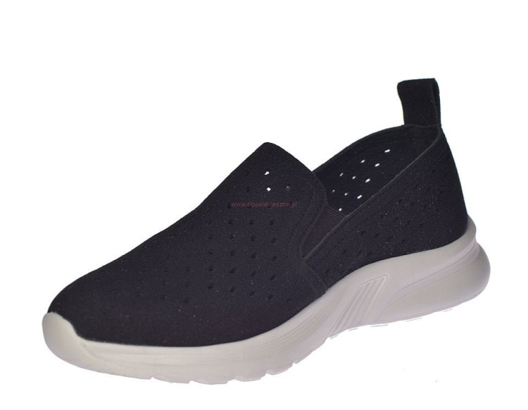 Buty Skotnicki A-3-0588 czarne – cholewka z ażurowymi wycięciami