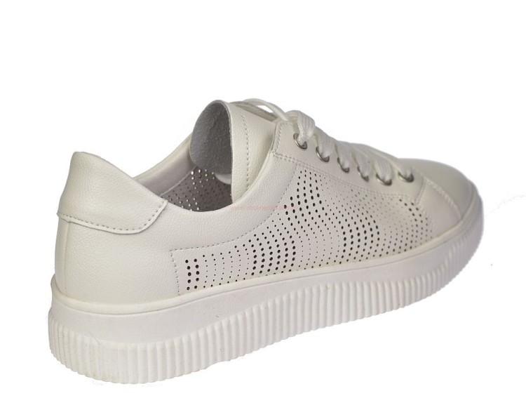 Modne białe sneakersy damskie do sukienki i jeansów