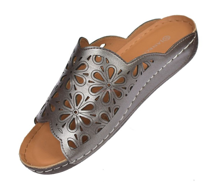 Skórzane klapki damskie na lato kolor szary