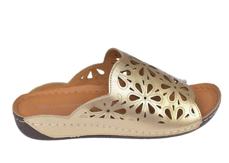 Złote klapki damskie z ażurową cholewką ze skóry naturalnej