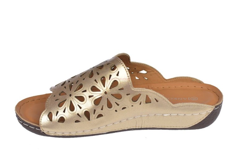 Klapki damskie na lekkiej platformie 3 cm złoty kolor