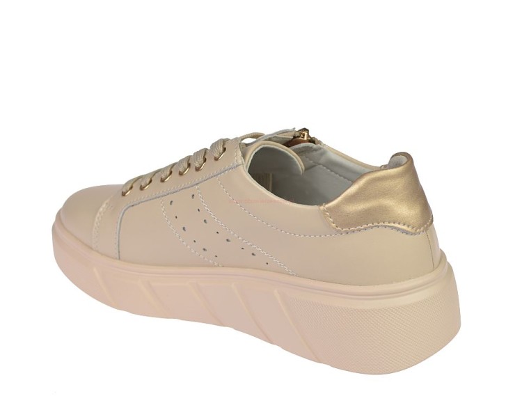 Modne beżowe sneakersy damskie styl casual wiosna lato
