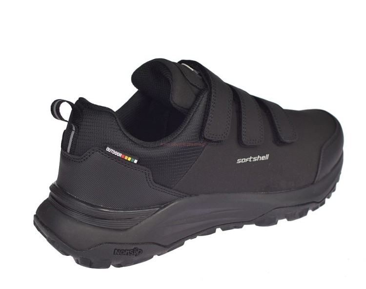 Czarne buty trekkingowe męskie z membraną softshell