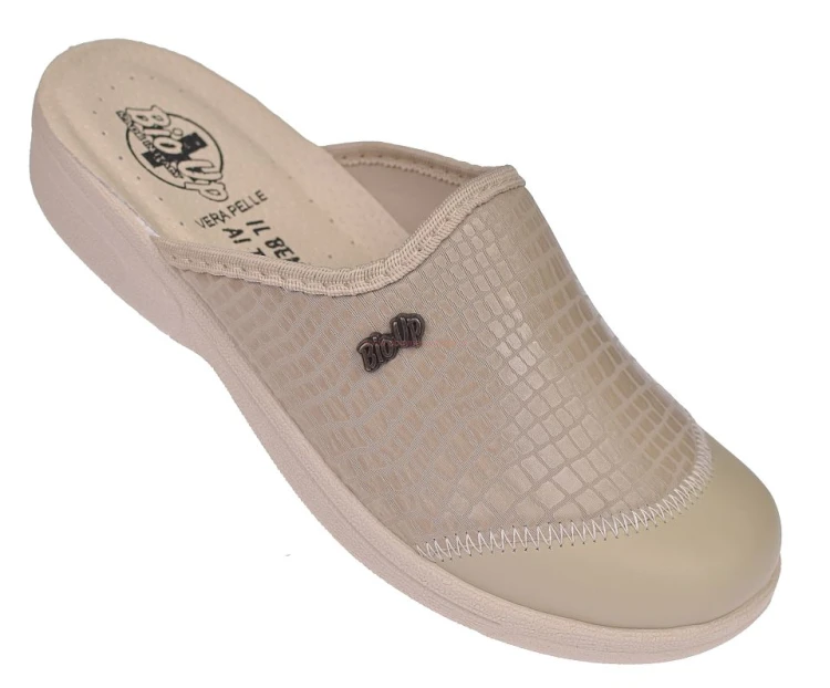 Klapki damskie Bio Up 453 BE widok z przodu