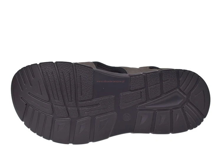 Lekka podeszwa w sandałach męskich na rzepy Skotnicki